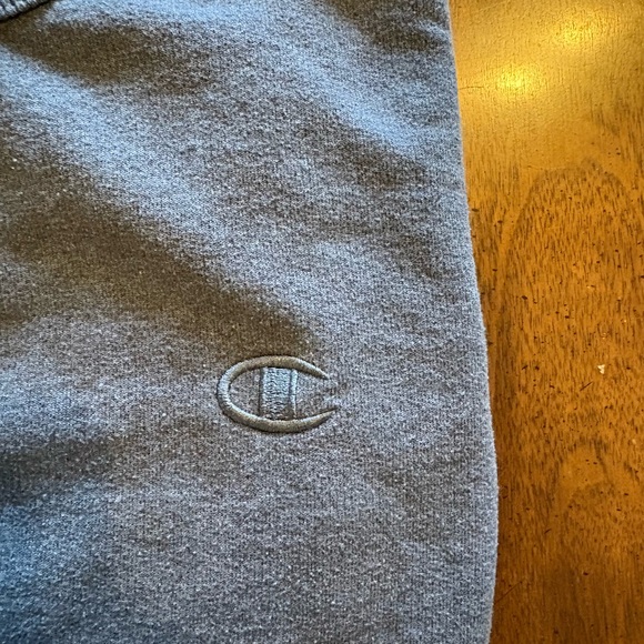 Champion Men's Blue Crewneck Sweater - Picture 3 of 5